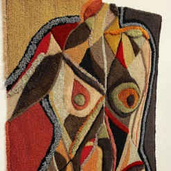 Arazzo con figura femminile