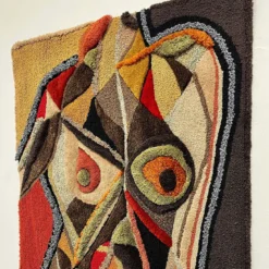 Arazzo con figura femminile