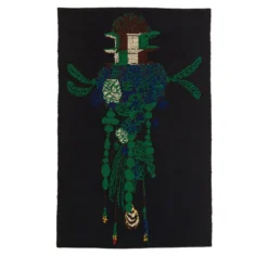 Arazzo Fantasma Verde in lana con sfondo nero di Anna Galtarossa