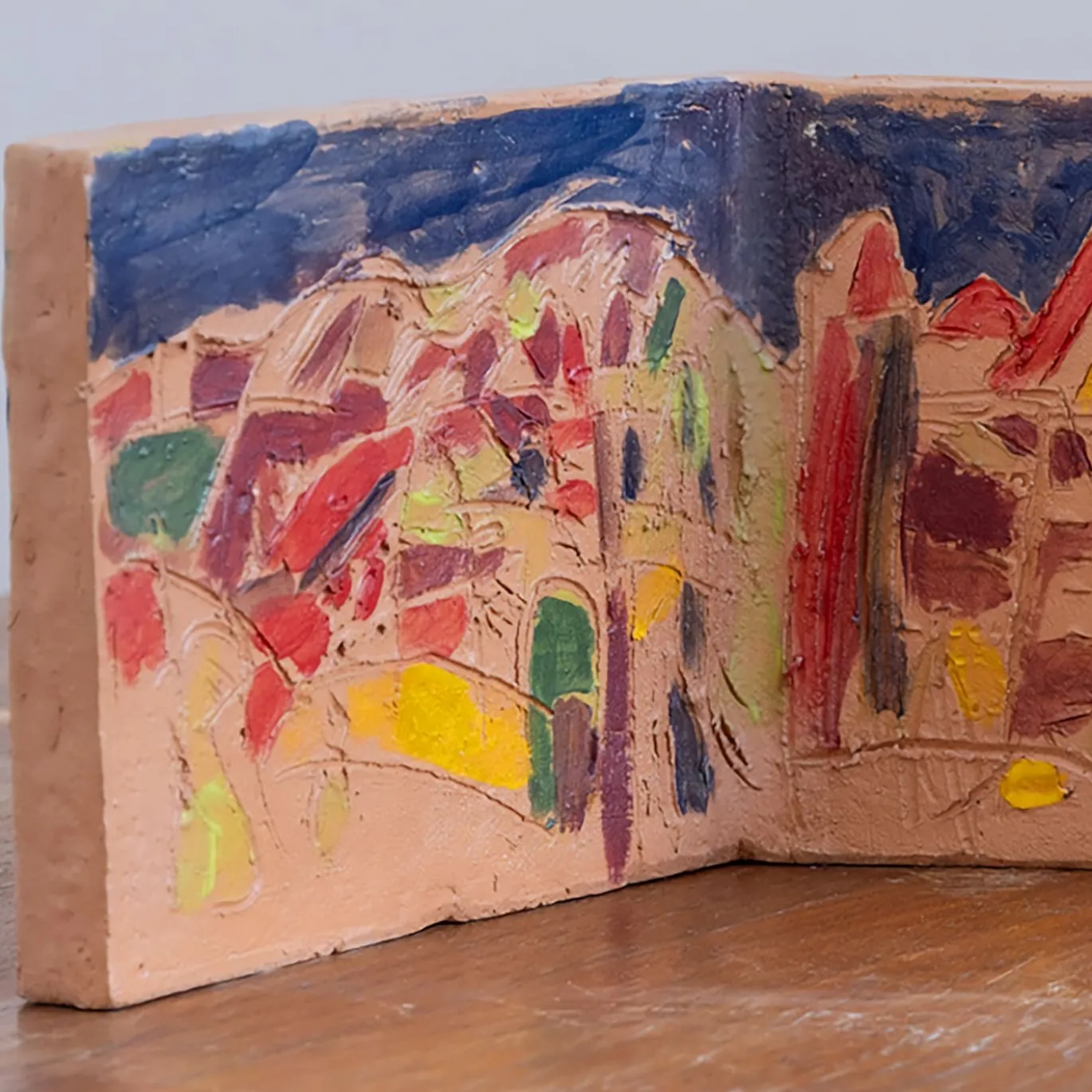 Assemblage Scultura Decorativa in Ceramica Dipinta