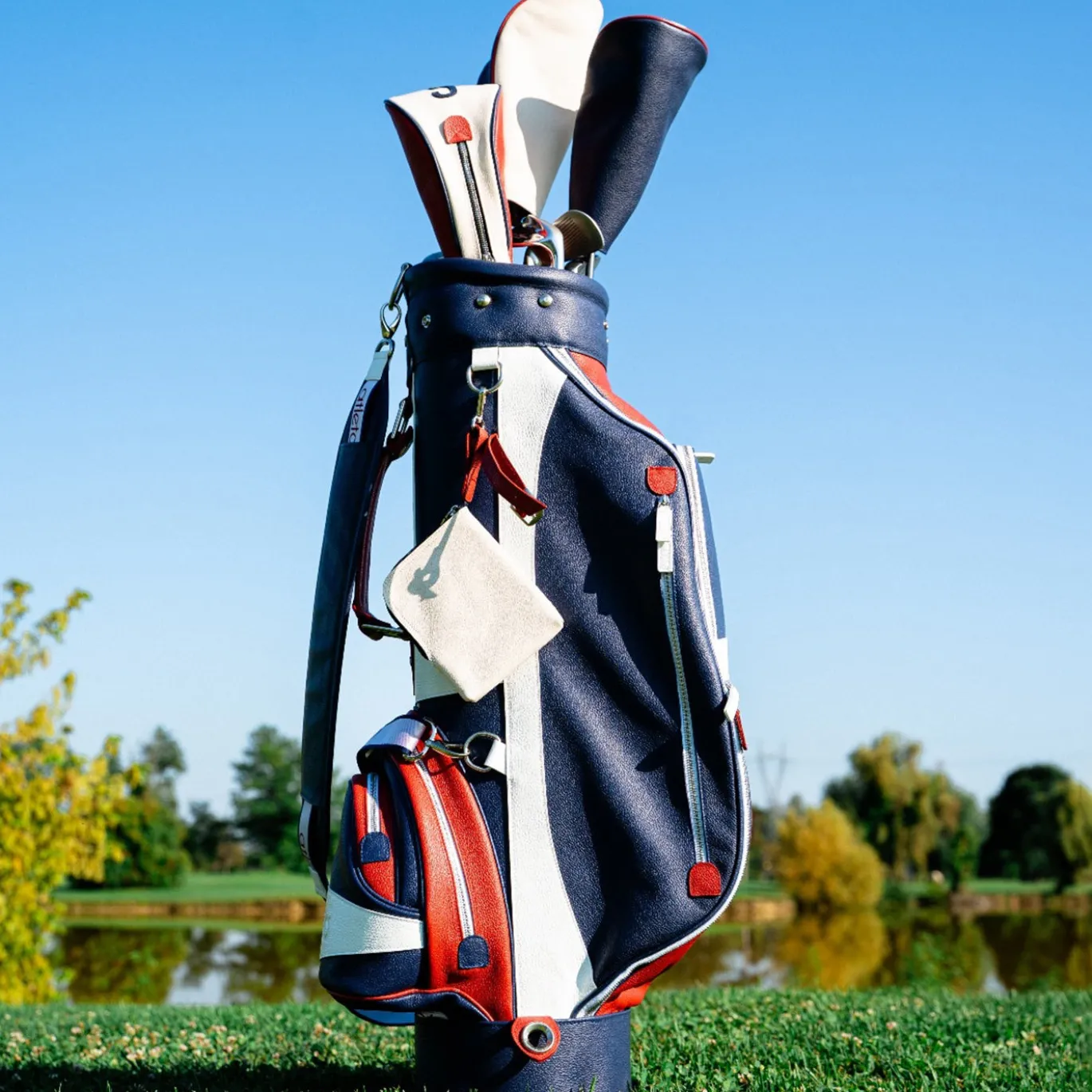 Borsa da golf in pelle blu e rossa