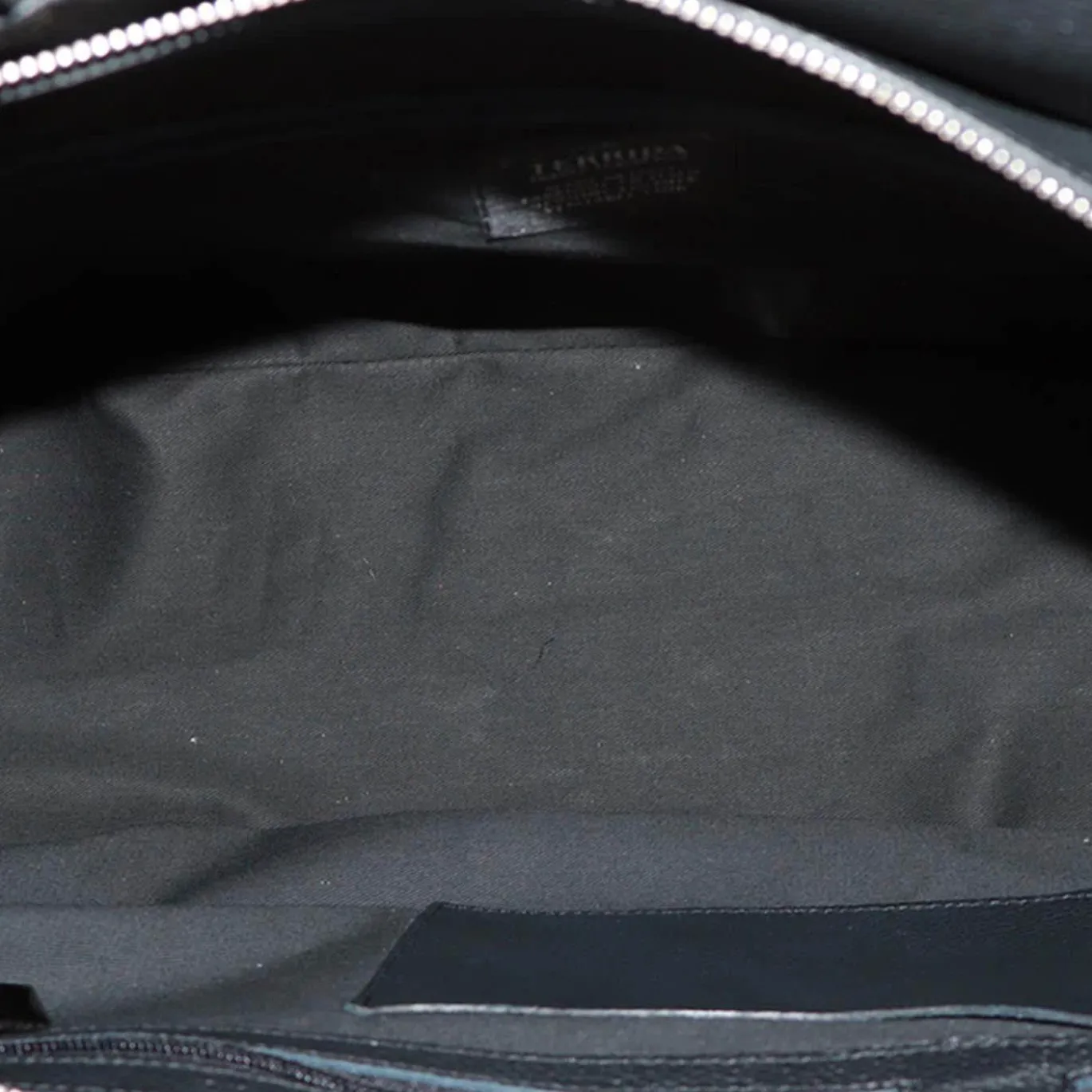 Borsa sportiva in bianco e nero con tasca a forma di racchetta da tennis
