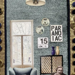 Collage con materiali riciclati Interno Giorno con Gérard Depardieu
