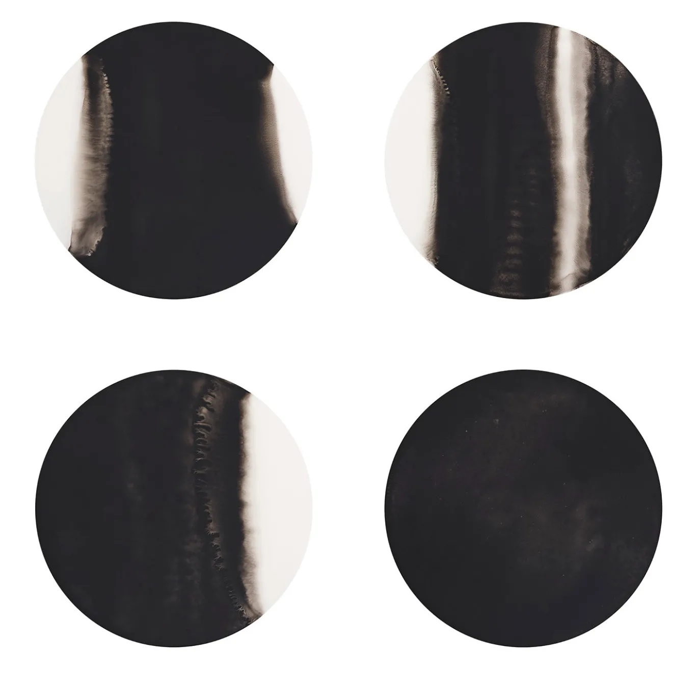 Collezione Inchiostro - Set di 4 Sottopiatti Tondi Nero