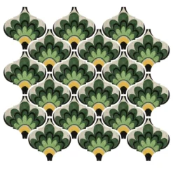 Composizione di Piastrelle in Ceramica Verde Foglia con Motivo Floreale