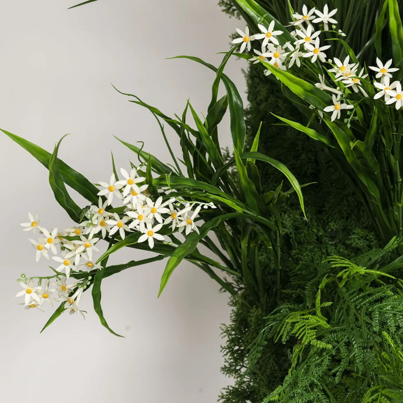 Composizione verde verticale per esterni Meleda