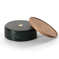 Contenitore piccolo Pietra L09 in marmo Nero Marquinia di Piero Lissoni