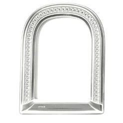 Cornice portale con catena greca