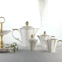 Damasco, teiera bianca e oro
