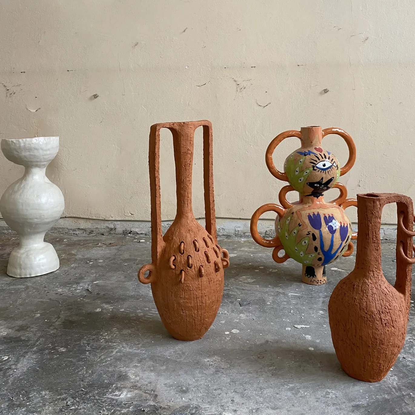 Danza con il vaso invisibile