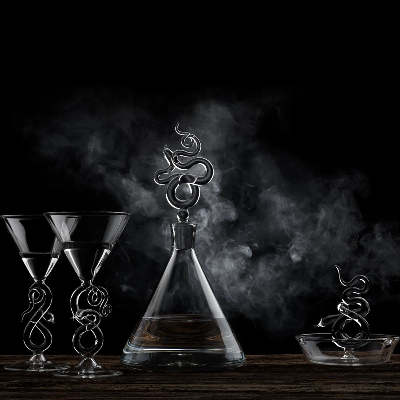 Decanter Serpentine