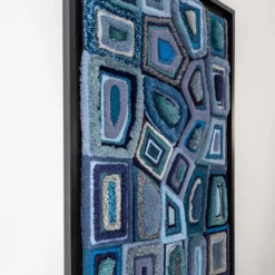 Decostruzione in arazzo blu
