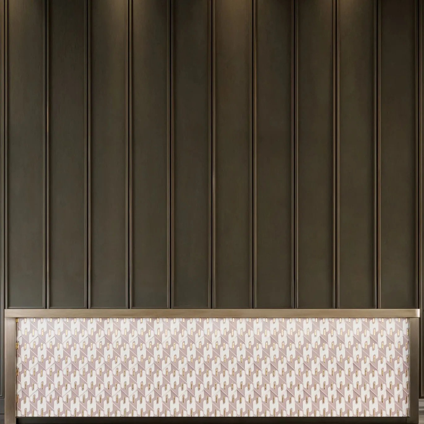 Enigma Ceramica Grigio Lilla Lucida Con Dettagli Oro Di Elena Salmistraro