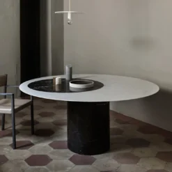 Fermalibri Kilos Black Cylinder di Elisa Ossino