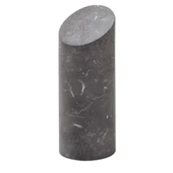 Fermalibri Kilos Black Cylinder di Elisa Ossino