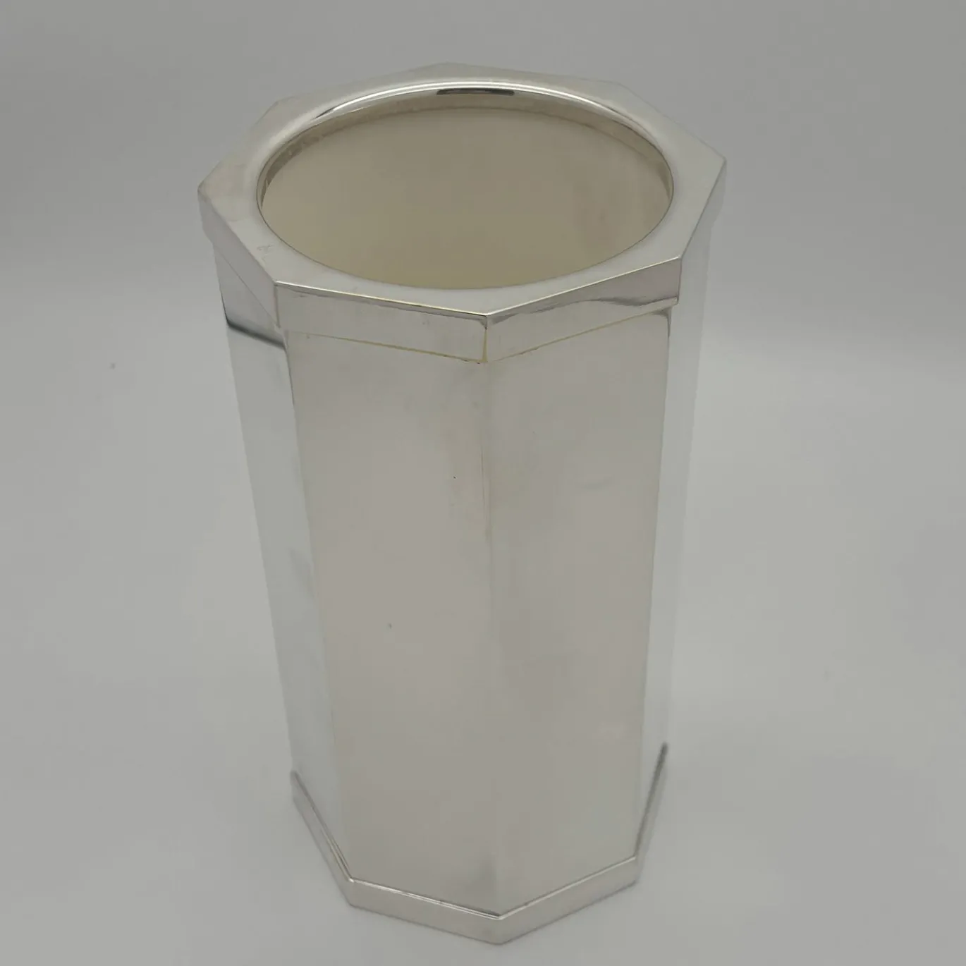 Glacette per vino ottagonale in ottone argento Del Monte