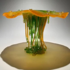 Godetevi il centrotavola scultoreo in vetro di Murano
