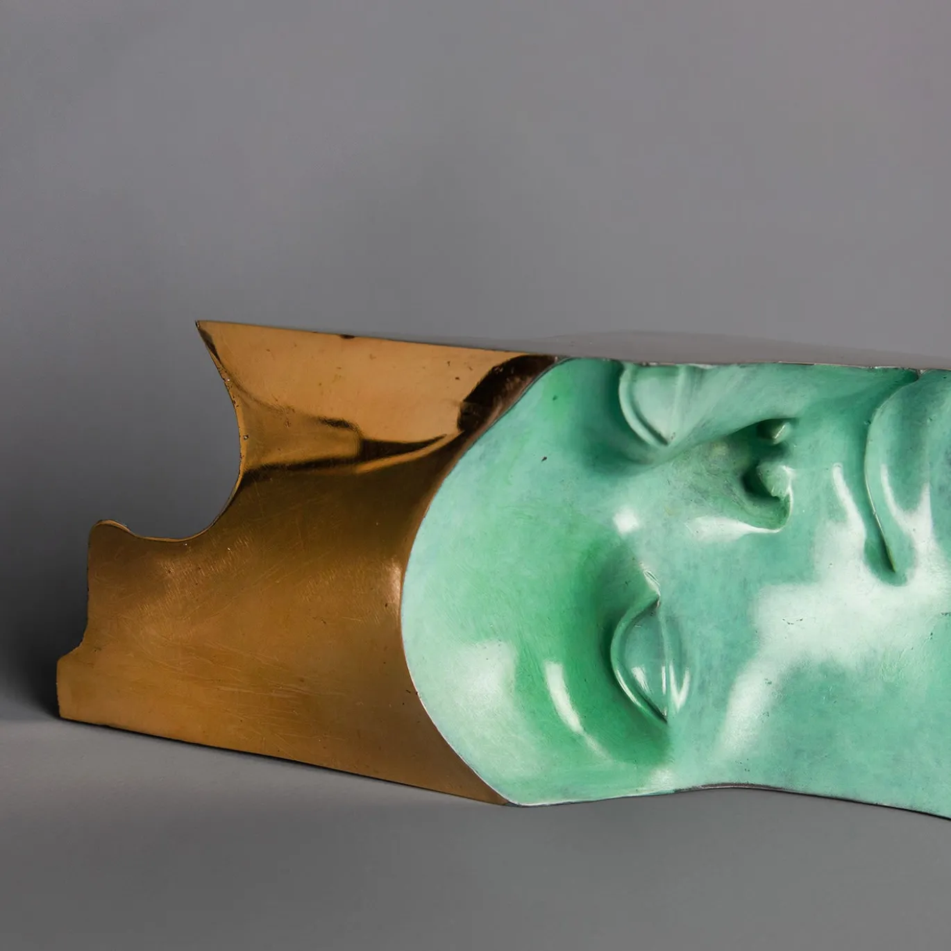 It Scultura in patina verde e alta lucidatura a specchio