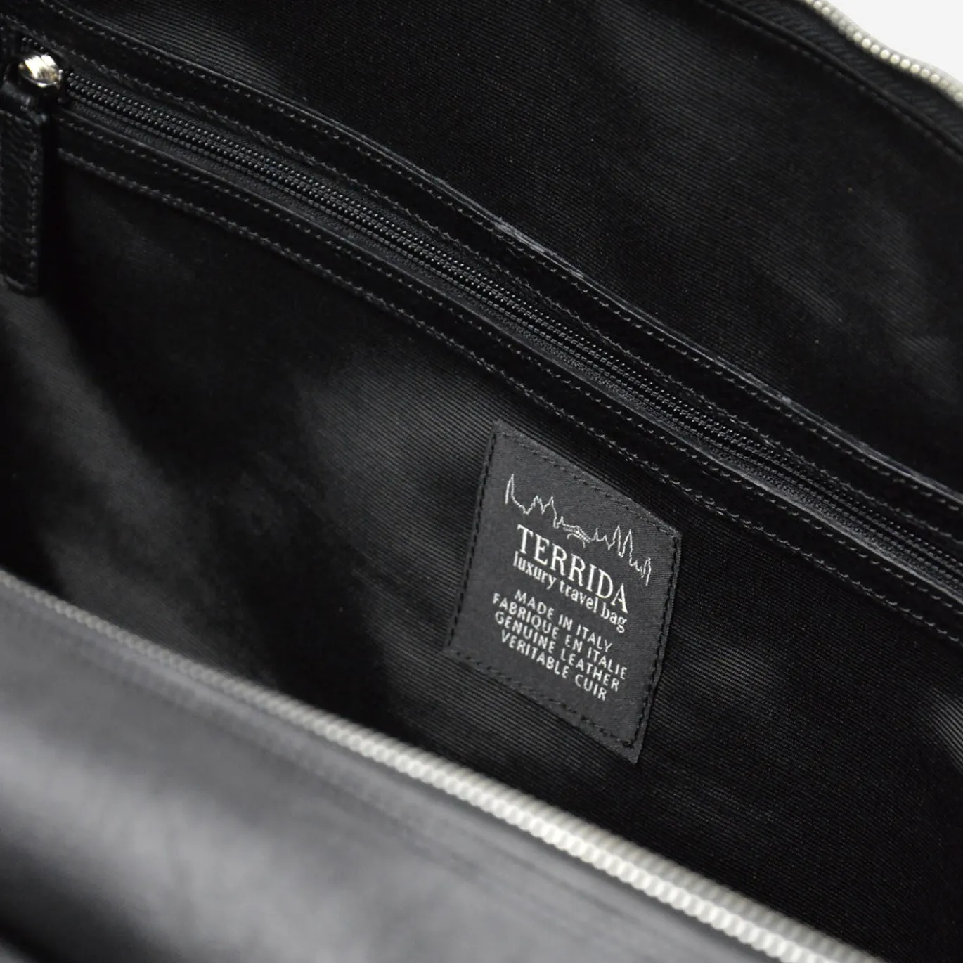 Jones Weekender in pelle nera