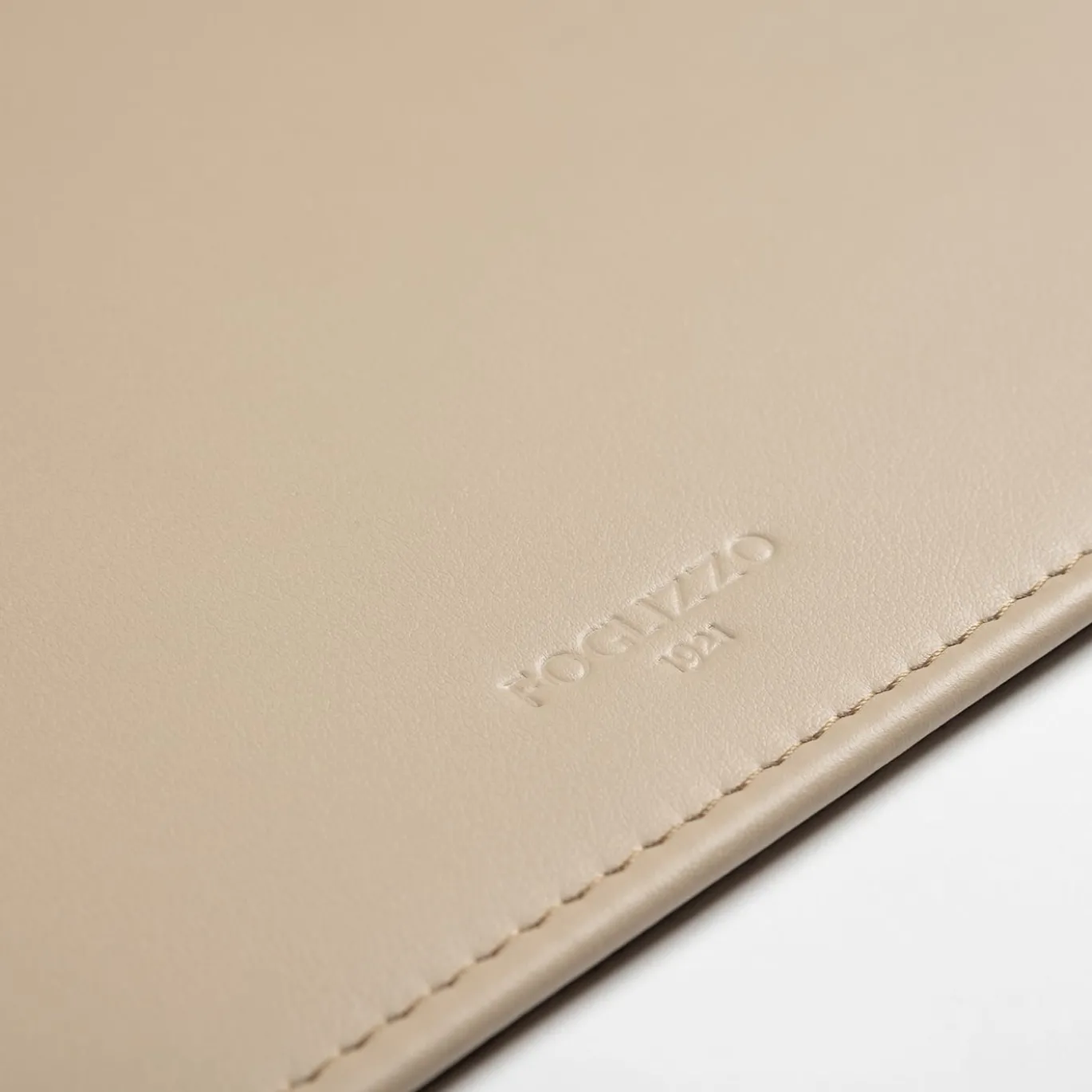 Kandinsky Luna White Deskpad