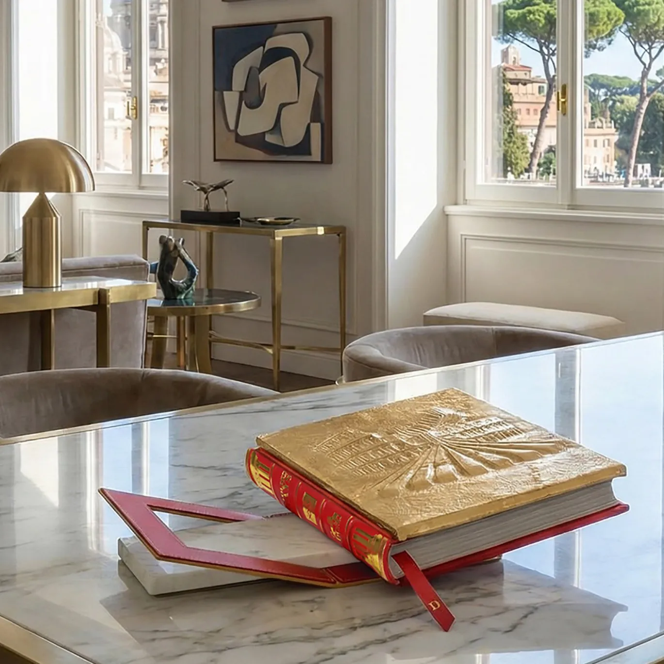 Libro Decorativo Dorato Unfolded Ways Rome As Never Read Before