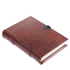 Libro in pelle Fermaglio