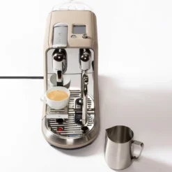 Macchina da Caff� Creatista Beige Plus in Pelle