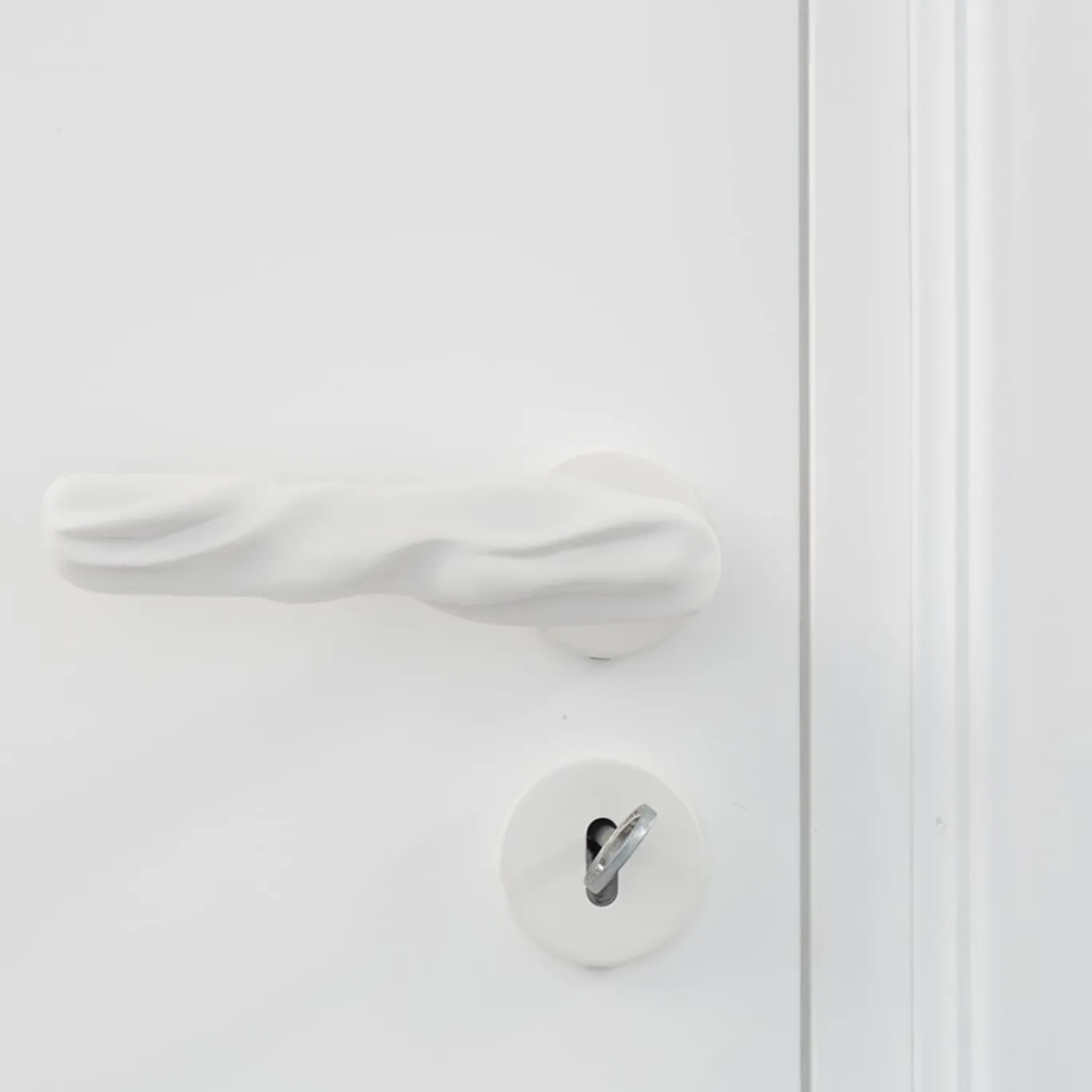 Maniglia Fiocco White di Nicole Valenti
