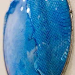 Opera d'arte Decorativa Blue Snake Mirror di Chiara Lecca