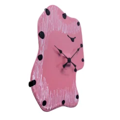 Orologio da parete Watch Me Face in resina malva di Gaetano Pesce