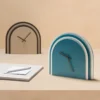 Orologio da tavolo centrale beige
