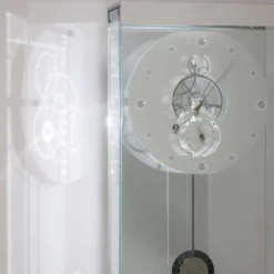 Orologio Takto Adagio 03 in marmo bianco e vetro