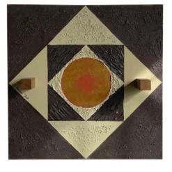 Pannello decorativo e appendiabiti a parete Concentrico di Mascia Meccani