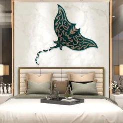 Pannello Decorativo Manta Ray in Marmo Calacatta Oro e Pelle