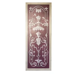 Pannello in legno rosso con decorazioni dipinte a mano
