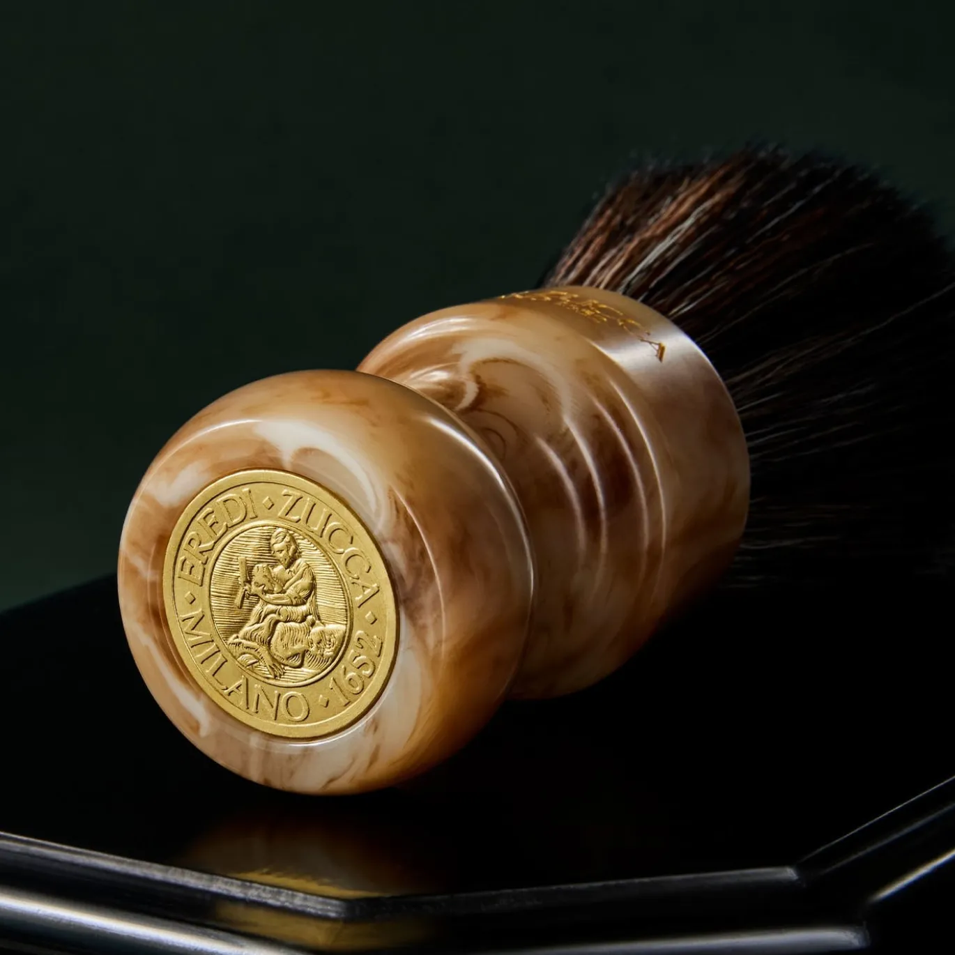 Pennello da barba sintetico in resina effetto marmo