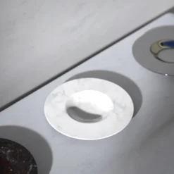 Piatto da portata Ahonora in marmo bianco