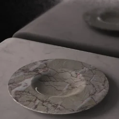 Piatto da portata Ahonora in marmo grigio