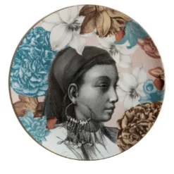 Piatto da portata in porcellana del Cairo con volto di donna e fiori #1