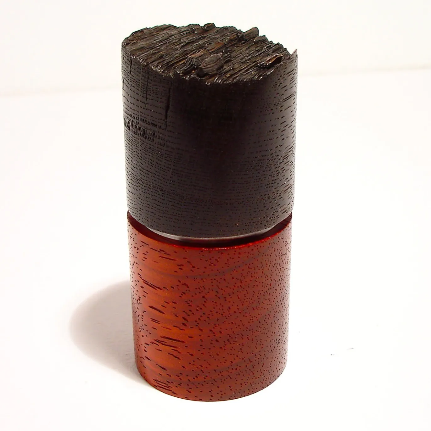 Portaspezie in padauk e rovere di palude