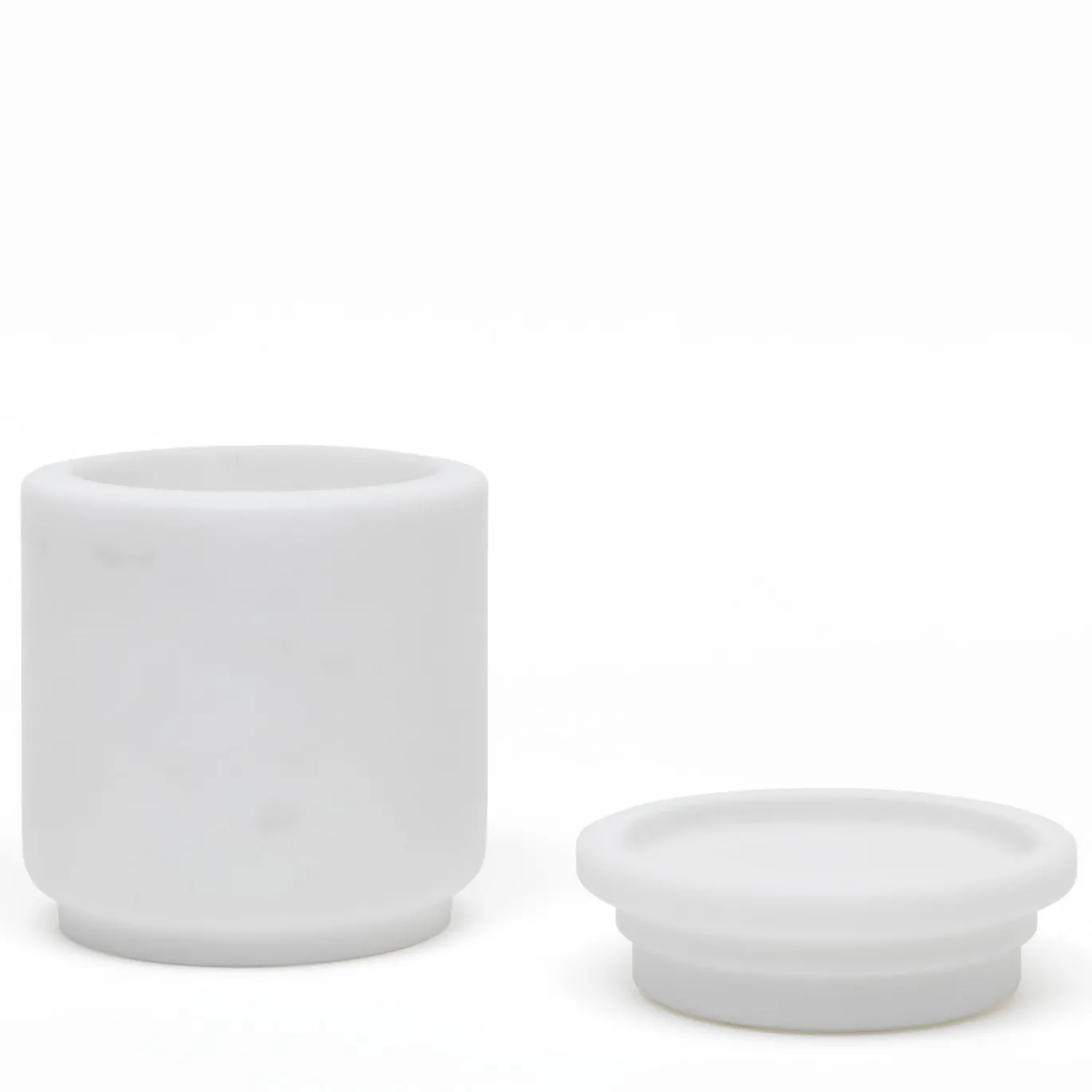 Pyxis Vaso medio bianco Michelangelo di Ivan Colominas