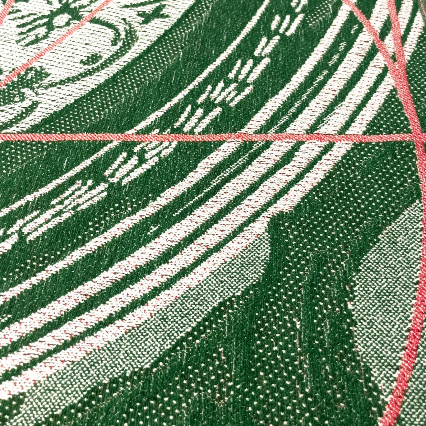 Runner double face Borromini in verde pino e rosso ciliegia