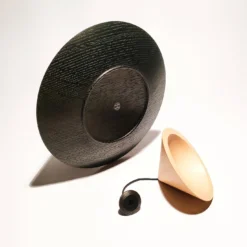 Scatola Iconi conica in rovere nero e acero