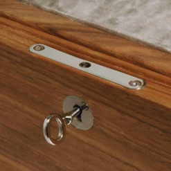 Scatola in legno di noce