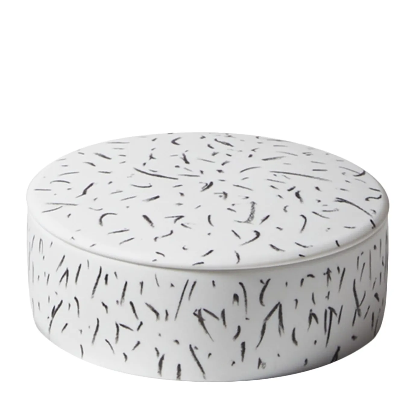 Scatola rotonda in bianco e nero Post Scriptum di Formafantasma #1