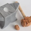 Schiaccianoci Sledgehammer in marmo grigio