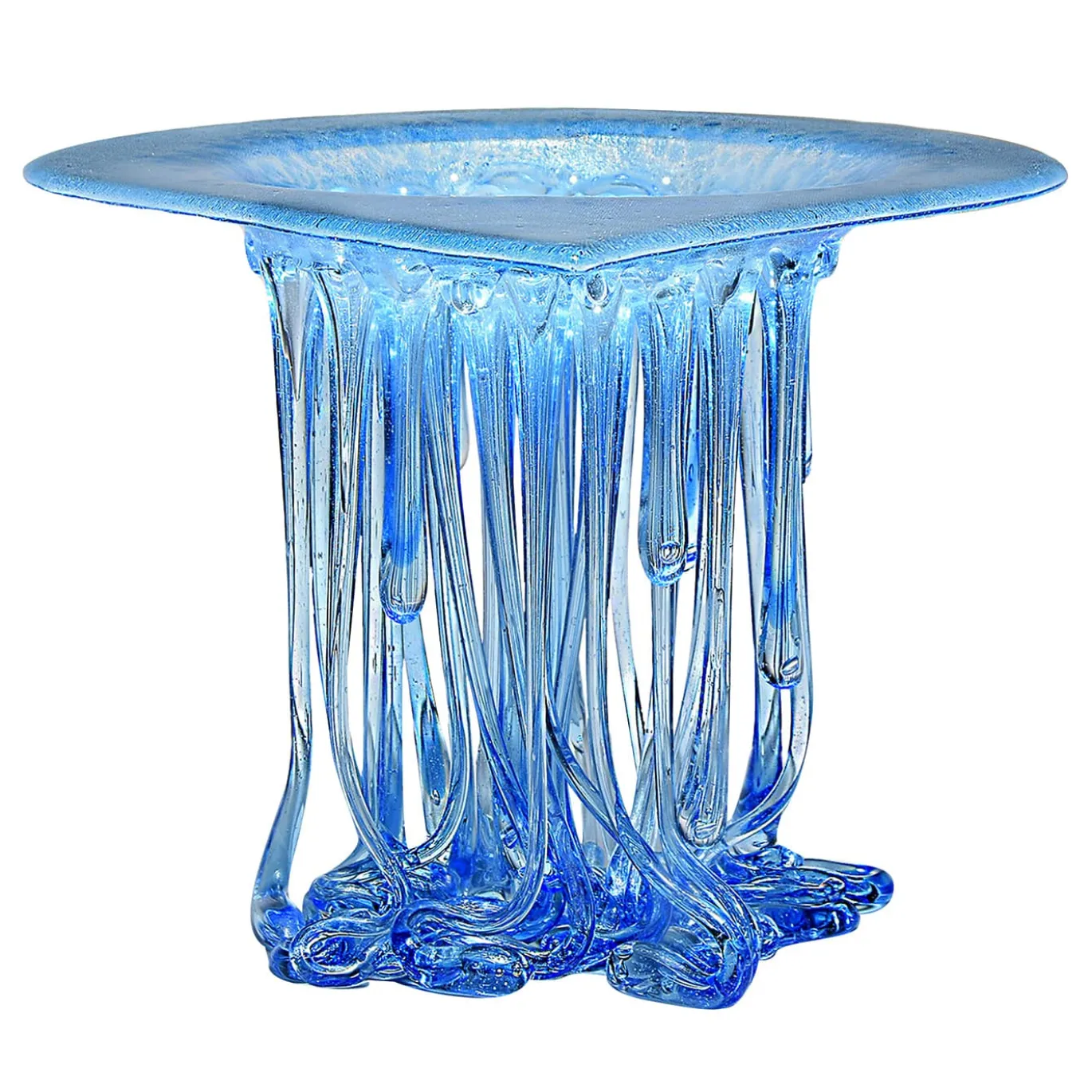 Scultura blu di gocce d'acqua pura