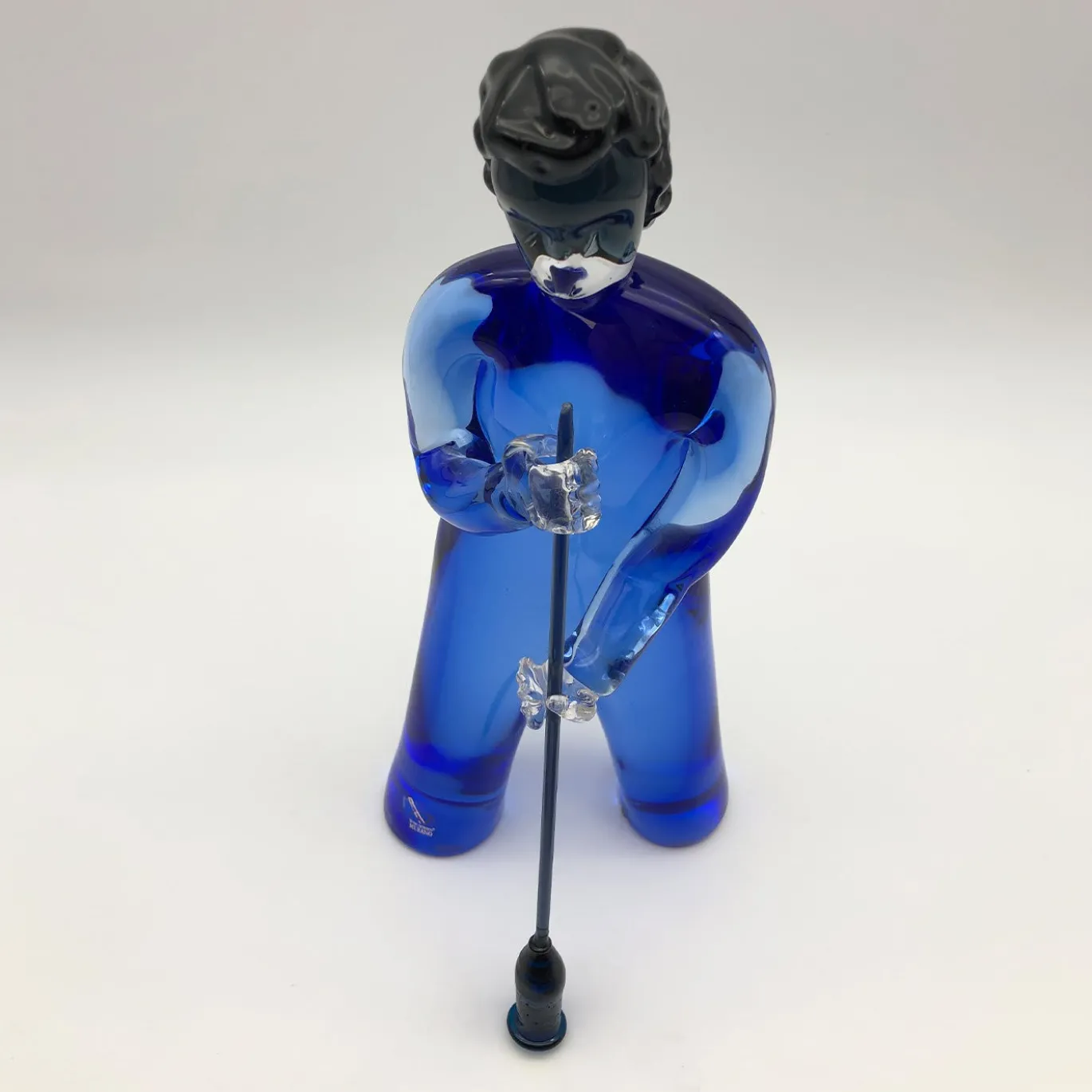 Scultura blu Soffiatore di Toso Cristiano