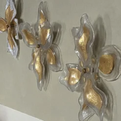 Scultura da parete in oro e vetro trasparente Fiore