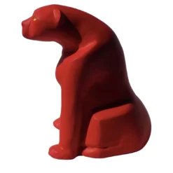 Scultura di pantera rossa brillante